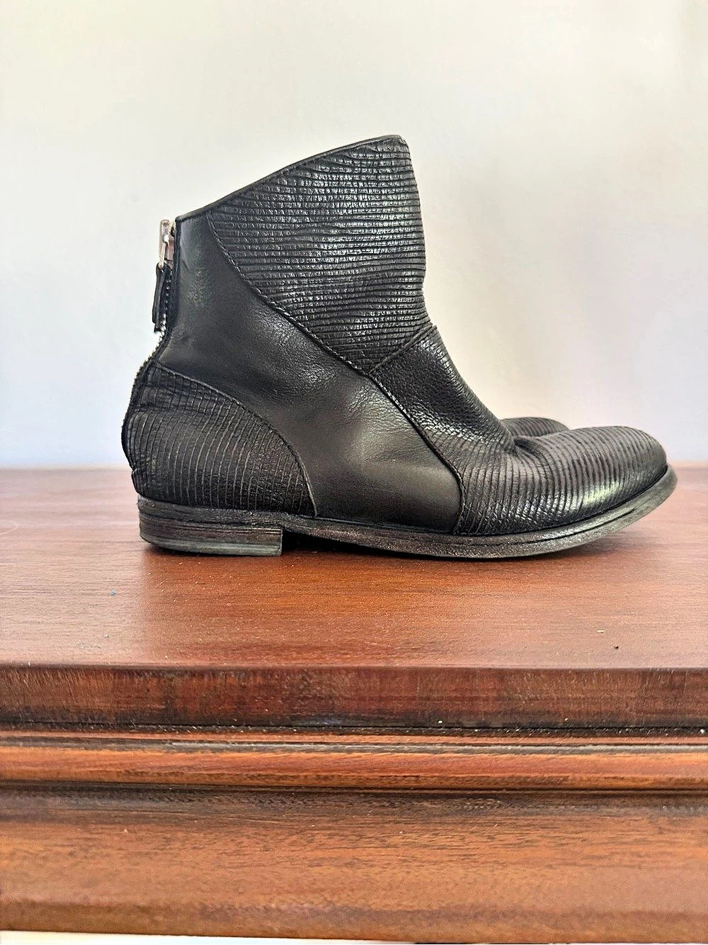 MOMA Black Leather Ankle Boots EU 39